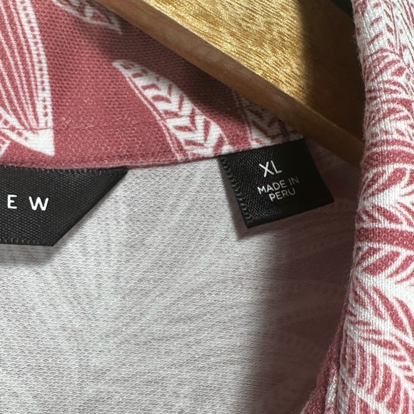 Travis Mathew Sea Journey Golf Polo Shirt XL Pink White Floral All Over Print - Picture 7 of 13